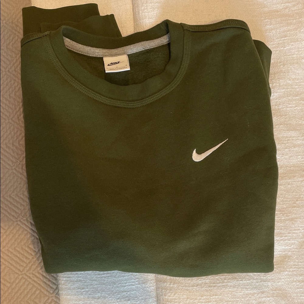 Nike Men's Olive Crewneck Sweatshirt